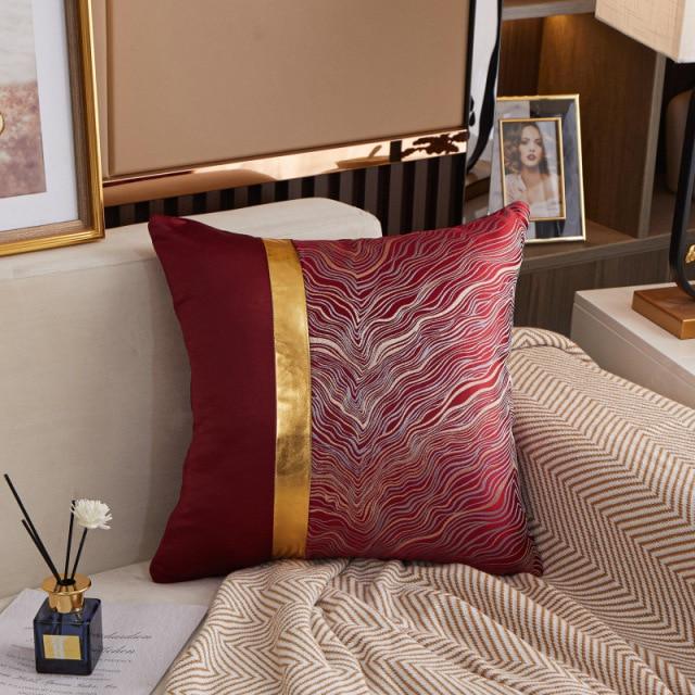 housse de coussin Royal en soie bordeaux