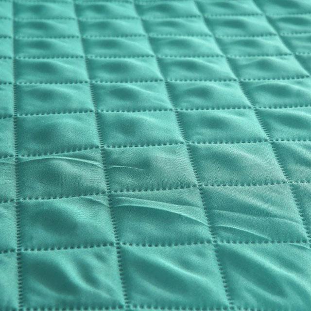 protection canapé turquoise déco