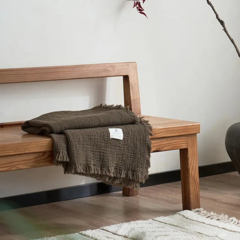 plaid taupe pour salon moderne