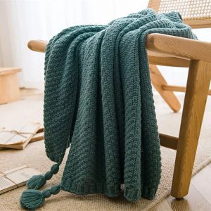 plaid macramé vert canard à pompons